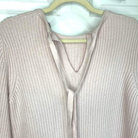 Nordstrom Cashmere Pale Pink Ribbed Tunic Sweater Medium Keyhole Tie Back Bell - Picture 10 of 17